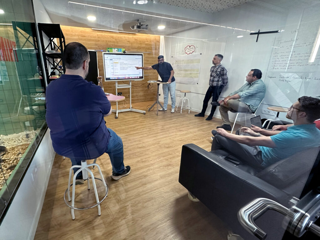 WATA Factory präsentiert CertLex im THINK TANK Fortschritte in der Softwareentwicklung und stärkt die technologische Zusammenarbeit.